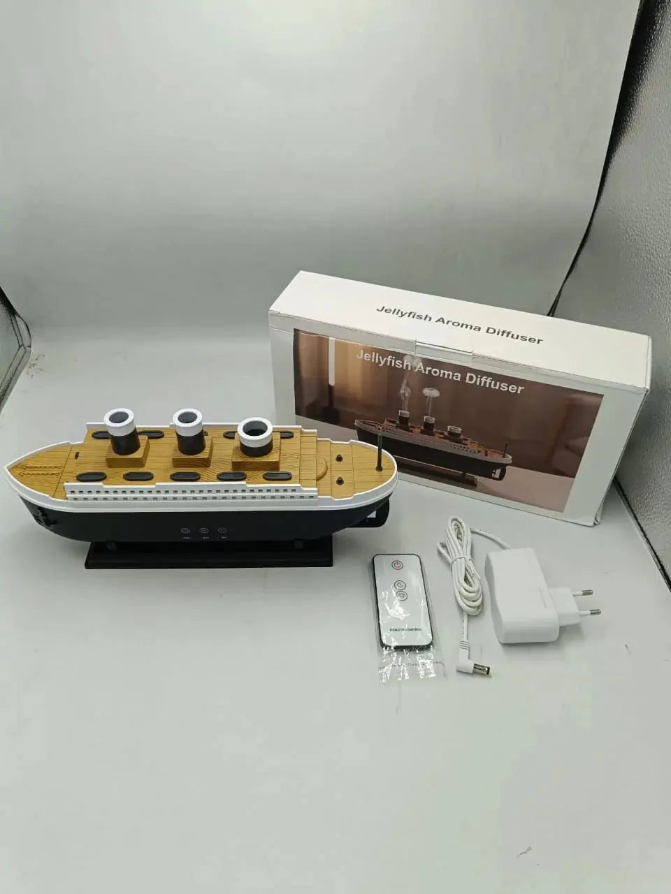 Jellyfish - Ship-Shaped Aroma Diffuser LivSmart